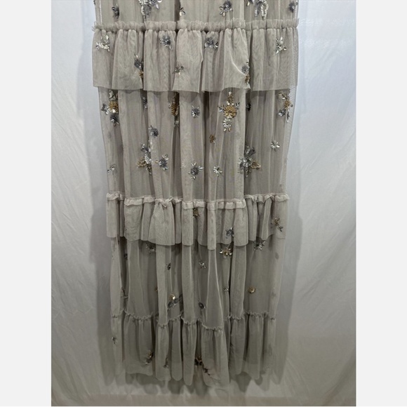 NWT $598 Mac Duggal [ 6 ] Ruffle Tiered Embellished Flutter Sleeve Gown‎ Grey - Picture 10 of 15